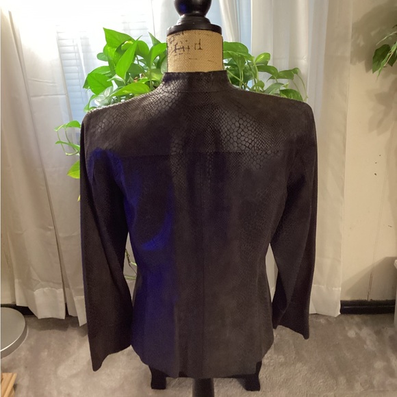 Leather Jacket - Picture 4 of 5